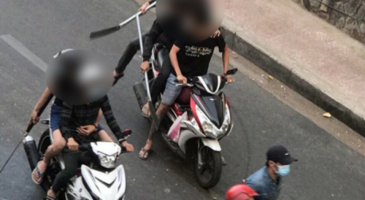 Chở bạn đi đánh nhau có được xem là đồng phạm không?