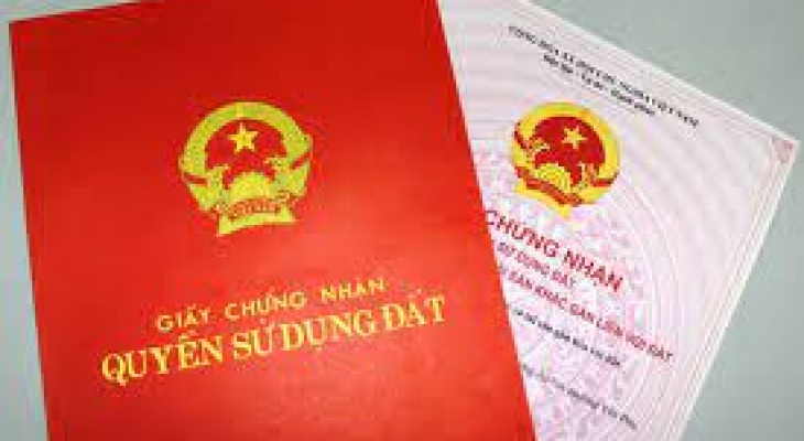 Rủi ro khi nhờ người khác đứng tên giùm trên giấy chứng nhận quyền sử dụng đất