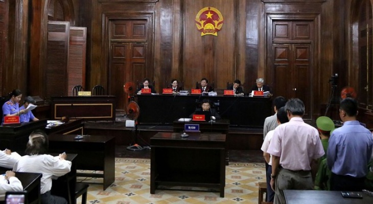 Những trăn trở về độc lập xét xử