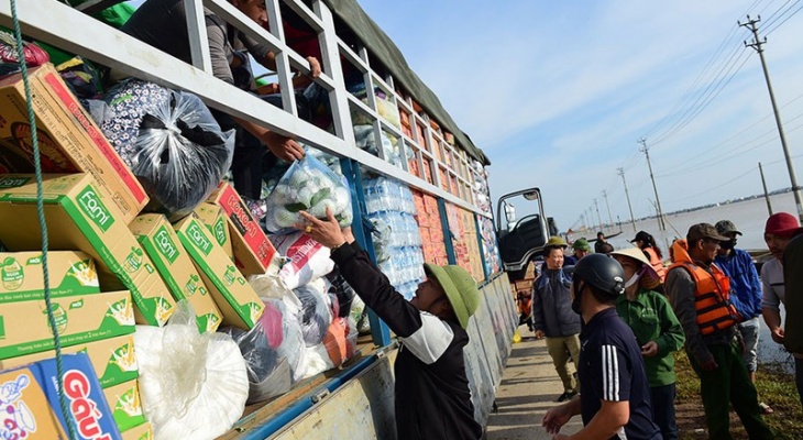 Cần sớm hoàn thiện quy định cá nhân làm từ thiện