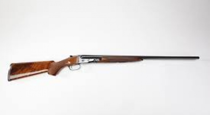 Bị khởi tố về tội sử dụng trái phép súng săn thì có truy cứu trách nhiệm hình sự về hành vi tàng trữ trái phép súng săn nữa không?