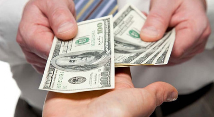 Không có khả năng chi trả khi mua hàng trả góp có bị khởi kiện?