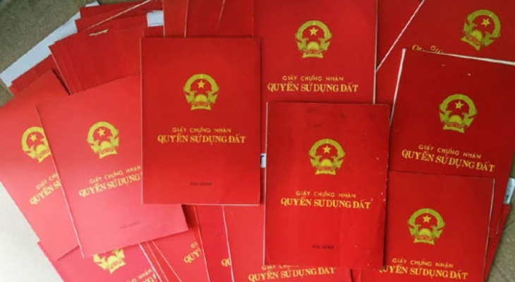 Cấp lại giấy chứng nhận quyền sử dụng đất sau khi ly hôn